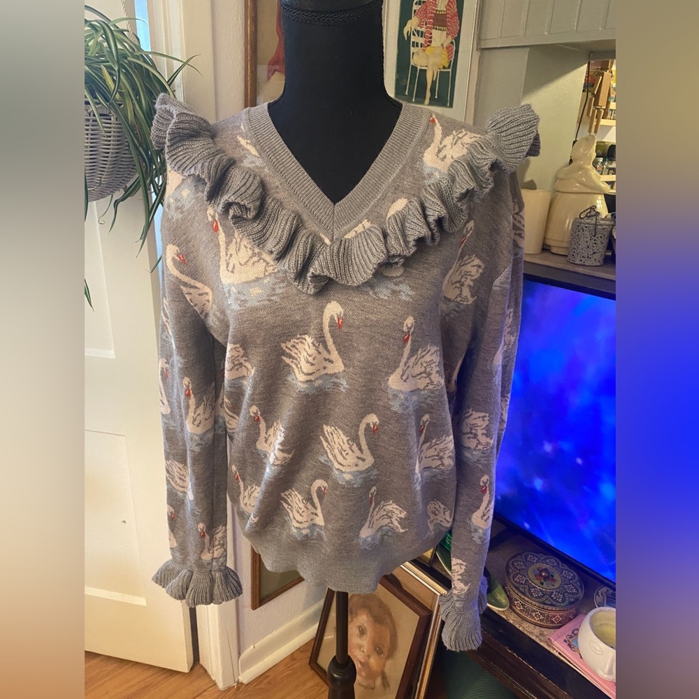 Stella McCartney V-Neck Ruffle Swan Sweater Gray - Size 38